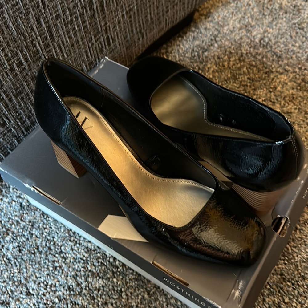 Brand new black patent leather shoes with wooden heel, size 8.5